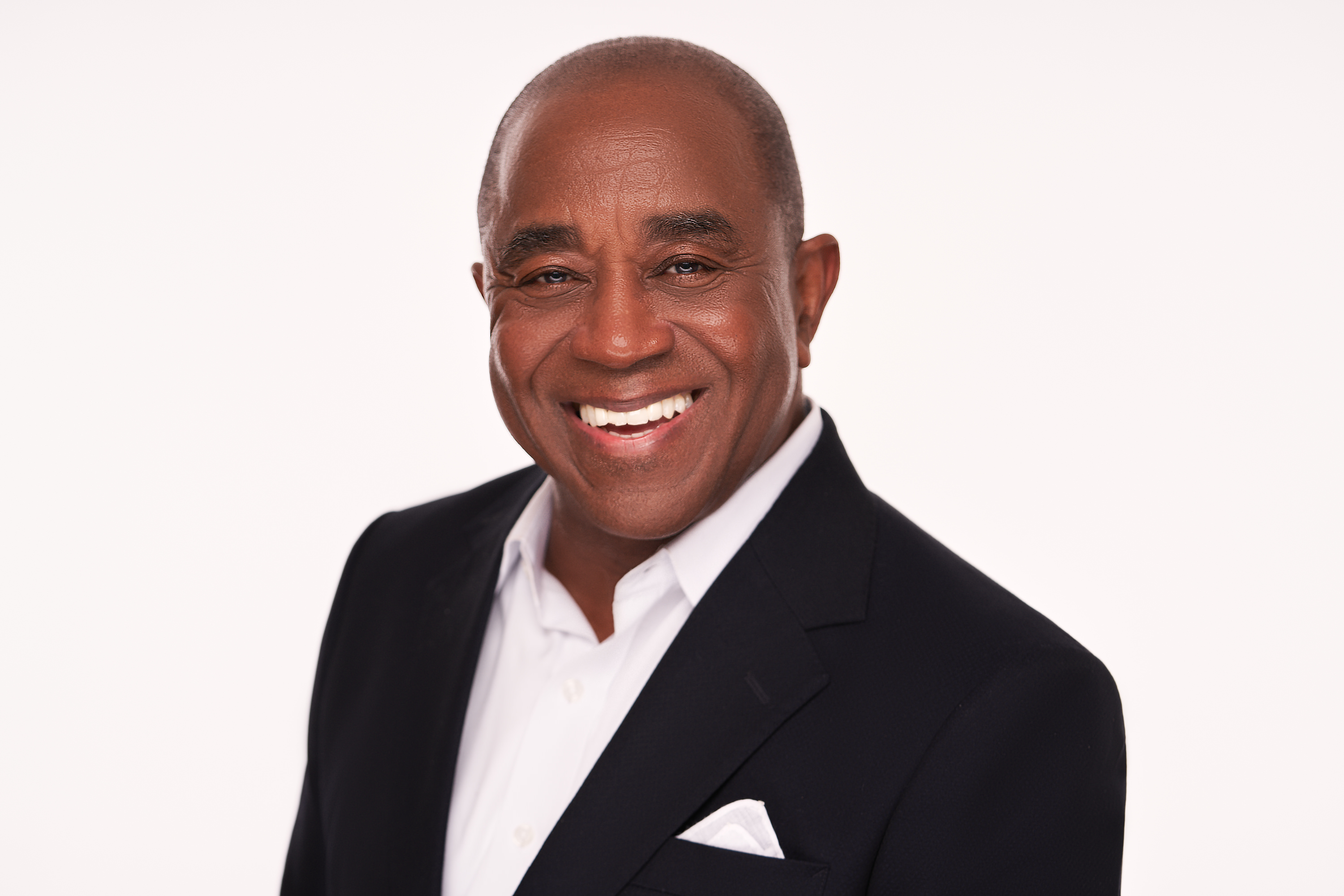 Ron Thomas Headshot